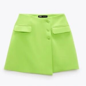 Zara Neon Green Lime Asymmetrical Mini Skirt with Pockets and Buttons
